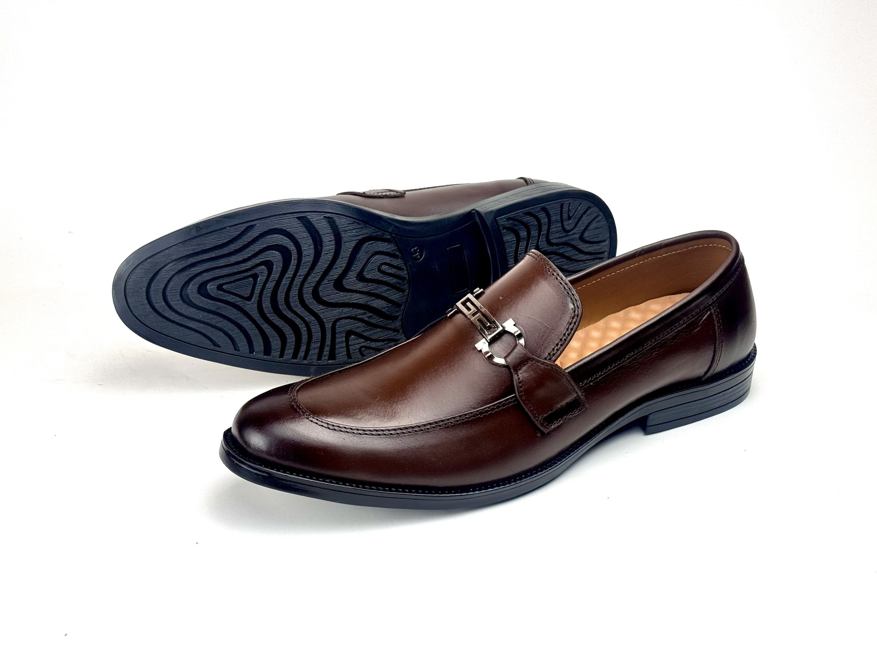 High Quality Two Tone Leather Dress Shoes for Men Buckle Formal Business Smart Casual Shoes